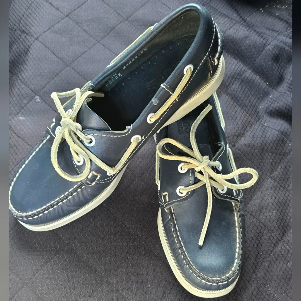 Seabago Docksides Shoes Navy Size 7.5 - Picture 1 of 4
